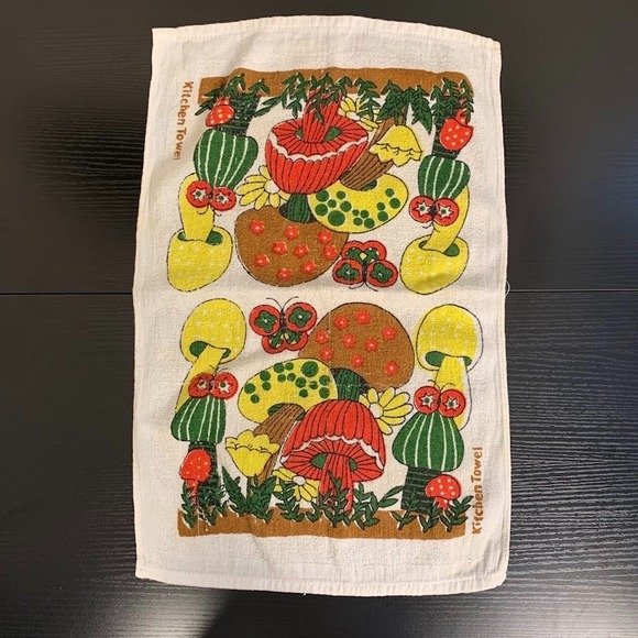 The Unbranded Brand Other - Vintage Merry Mushroom Themed Kitchen Towel Butterfly Kitsch Retro